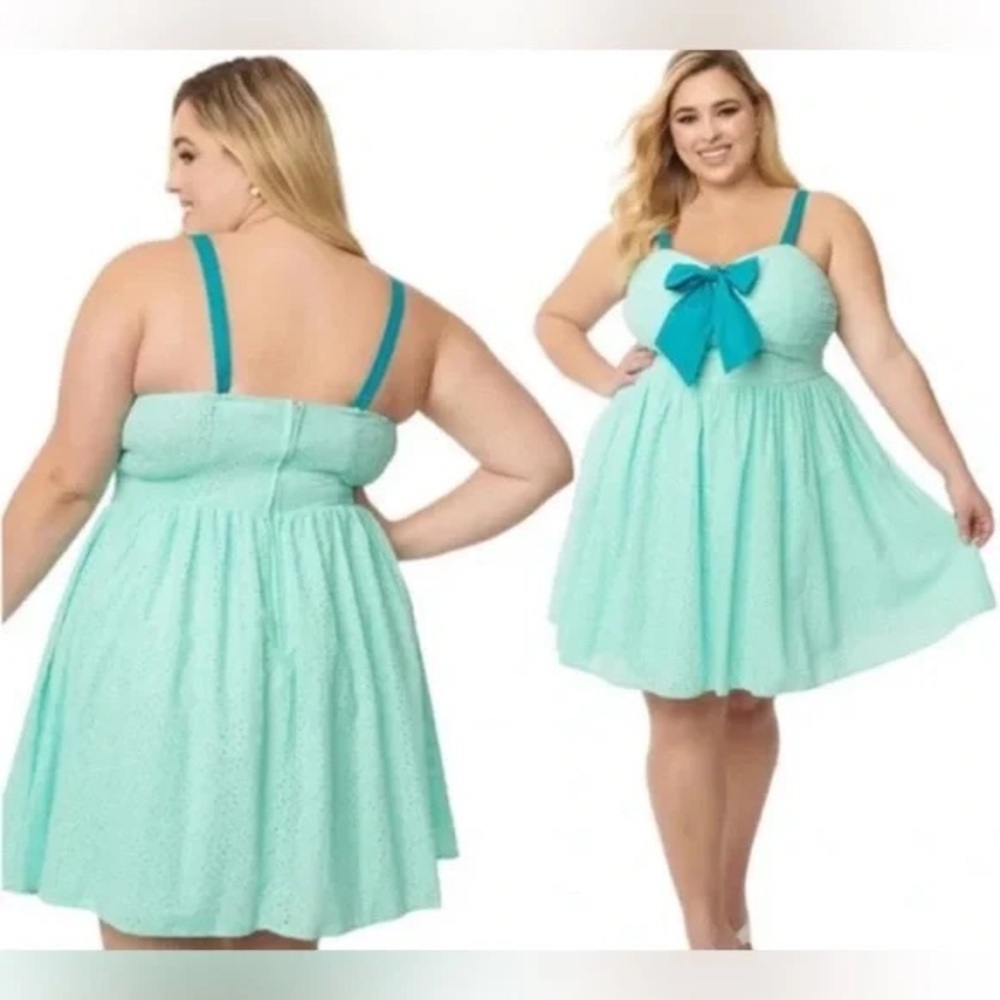 Unique Vintage Aruba Blue Eyelet Dress